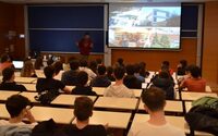 Estudiants de l’Institut La Vall del Tenes de Barcelona visiten el CRM